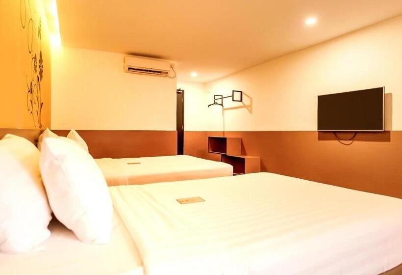 スーペリアールーム, Yellow Bee Tangerang