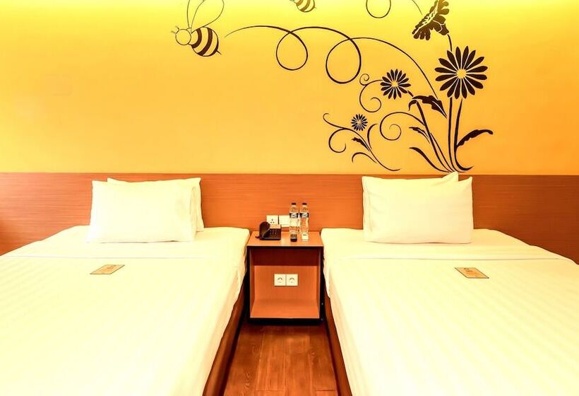 スーペリアールーム, Yellow Bee Tangerang