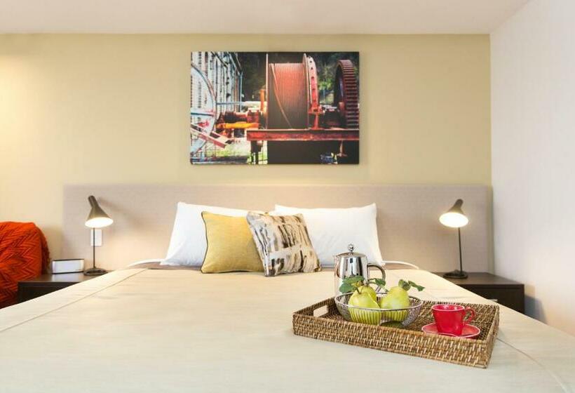 חדר קלאב עם מיטת קינג, Lithgow Workies Club Motel