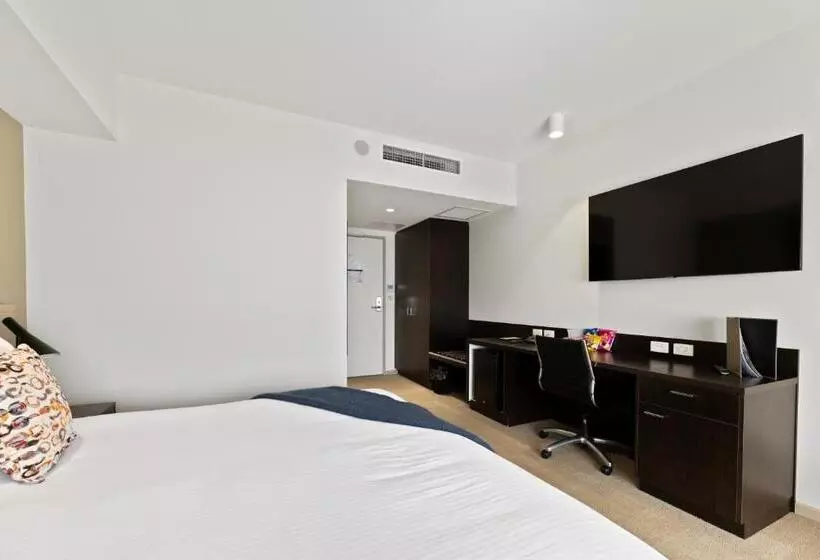 キングサイズベッドのクラブルーム, Lithgow Workies Club Motel