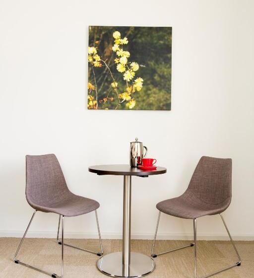 חדר קלאב, Lithgow Workies Club Motel