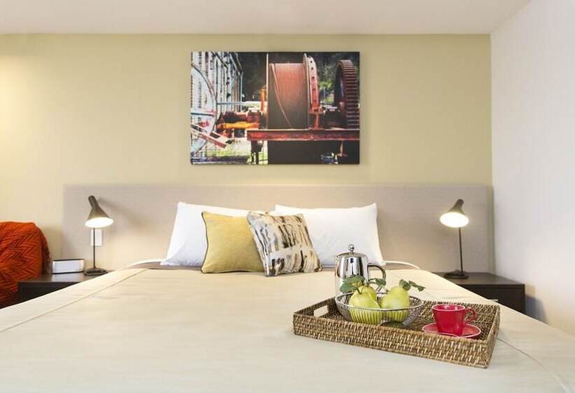 דירת חדר, Lithgow Workies Club Motel