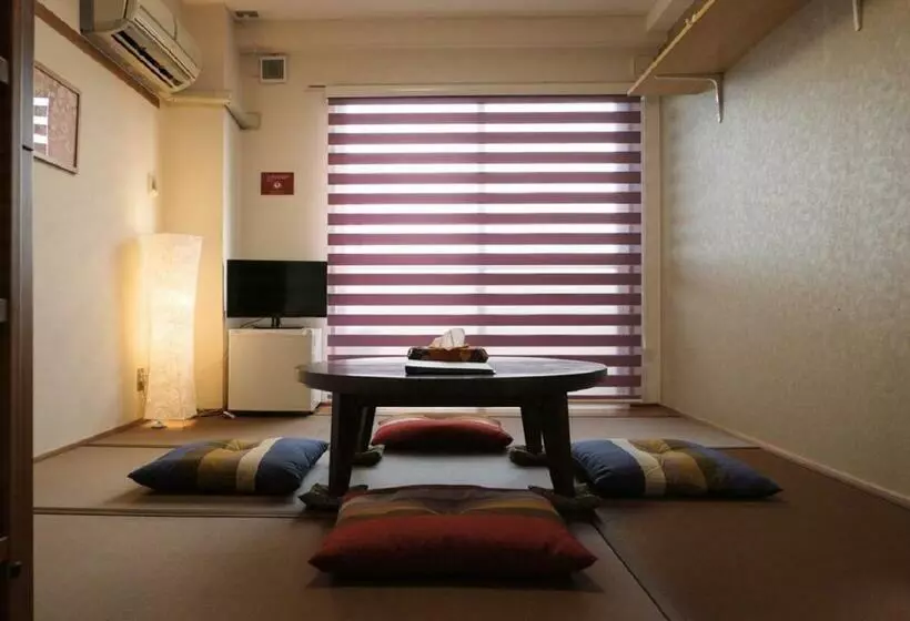Standard-huone Jaettu Kylpyhuone, Omotenashi Hostel Miyajima
