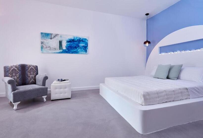 Suite avec Hydromassage, Orabel Suites Santorini