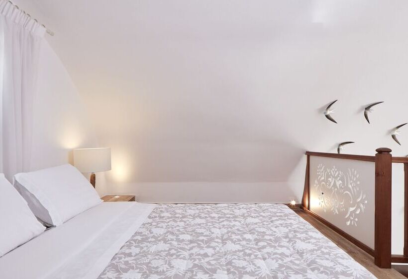 Suite Deluxe, Orabel Suites Santorini