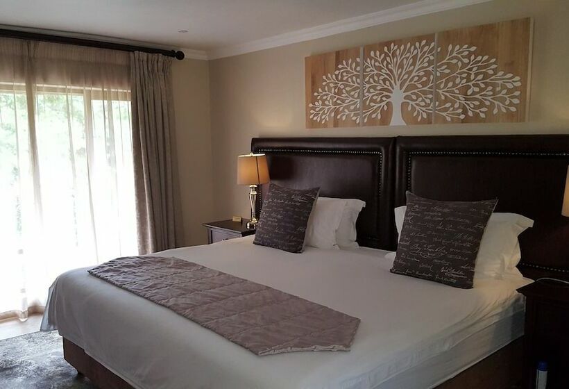 اتاق لوکس, Black Eagle Hotel & Spa