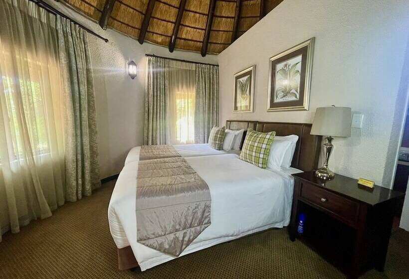 اتاق سوپریور, Black Eagle Hotel & Spa