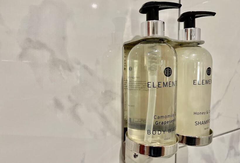 اتاق لوکس, Black Eagle Hotel & Spa