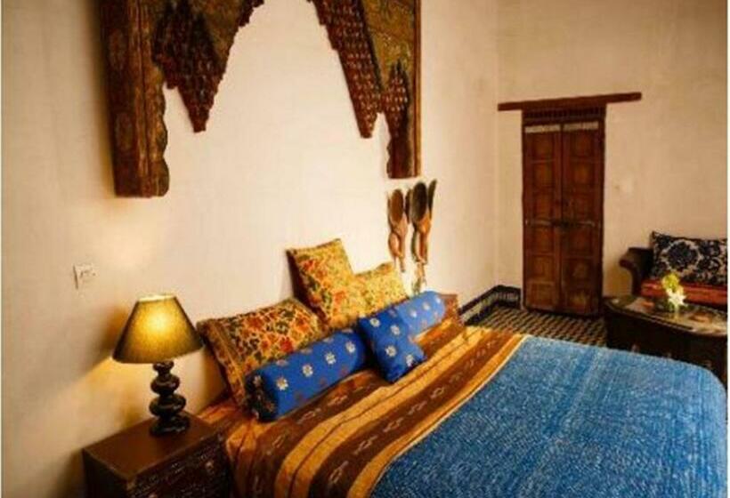 标准间, Riad Idrissy