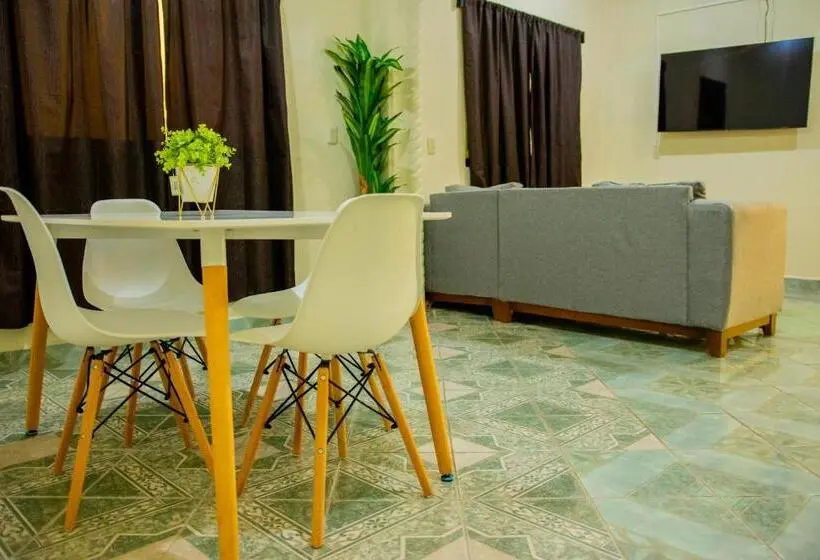 Economy Triple Room, Posada Girasol