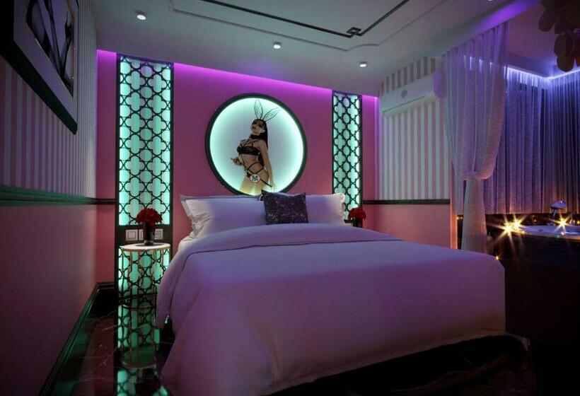 اتاق لوکس, Elisa Boutique Saigon