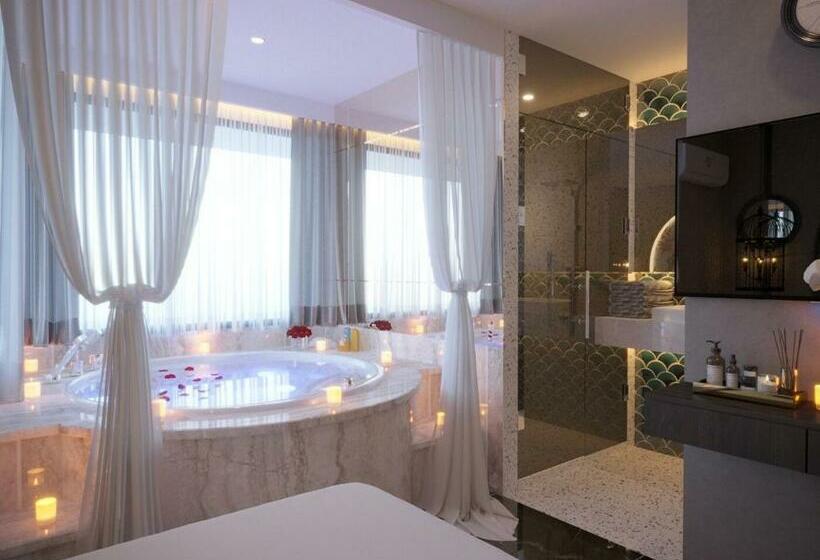 اتاق لوکس, Elisa Boutique Saigon