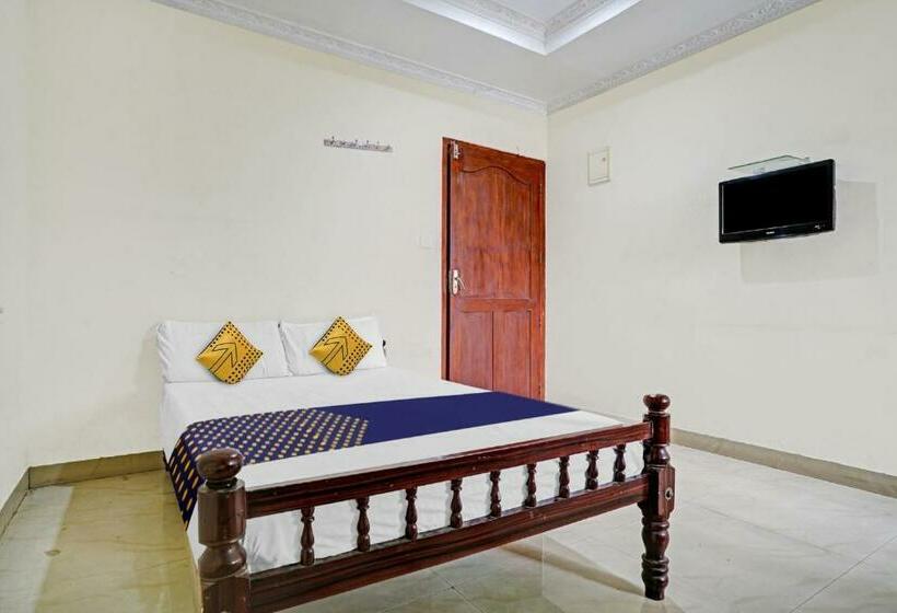 חדר קלאסי לשלושה, Spot On 81226 Cherai Rest Home