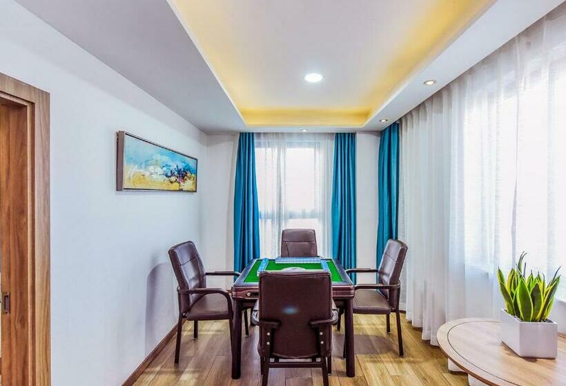 스위트, Oasis Hotel, Changsha Auto West Station Business School