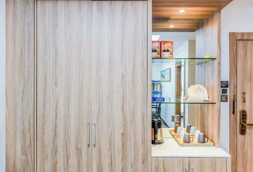 스위트, Oasis Hotel, Changsha Auto West Station Business School