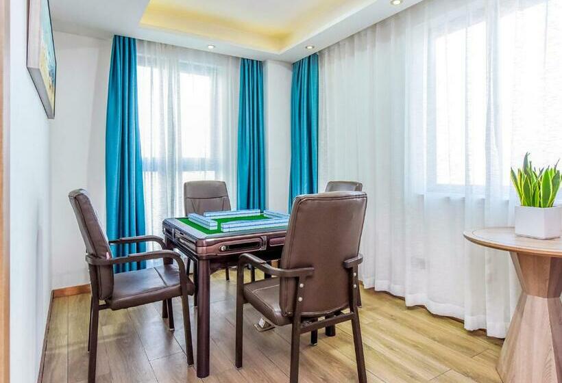 스위트, Oasis Hotel, Changsha Auto West Station Business School