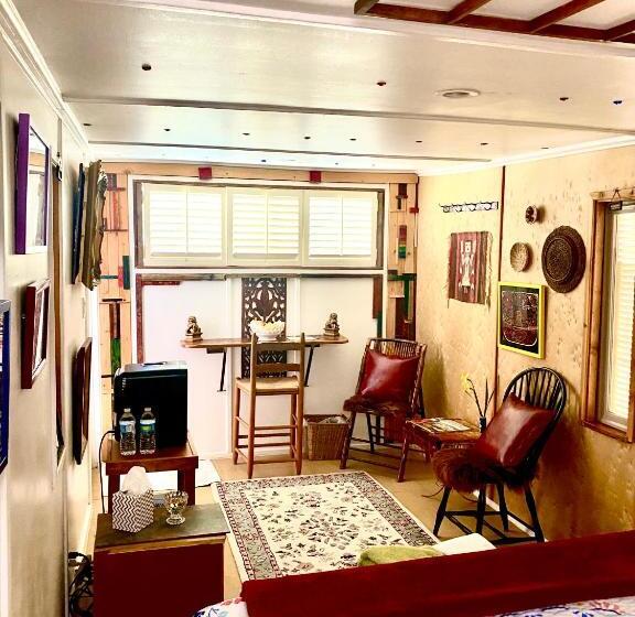 اتاق استاندارد, Sedona Camp Tiny House