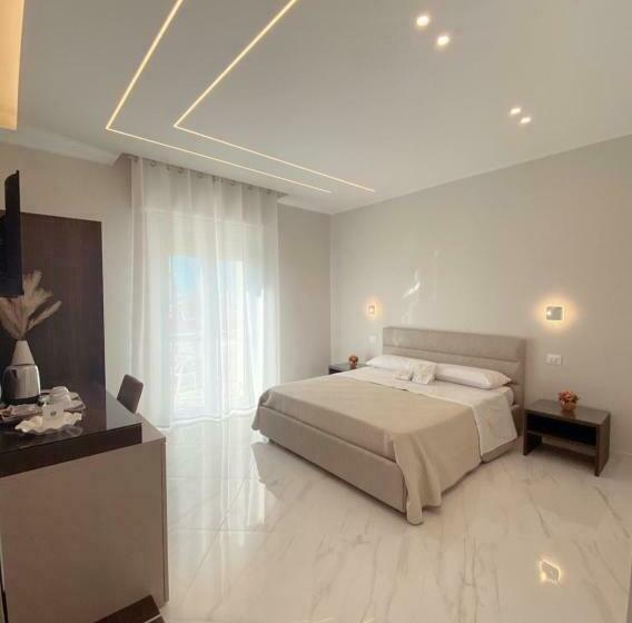 Quarto Estandar, Meligrana Central Rooms
