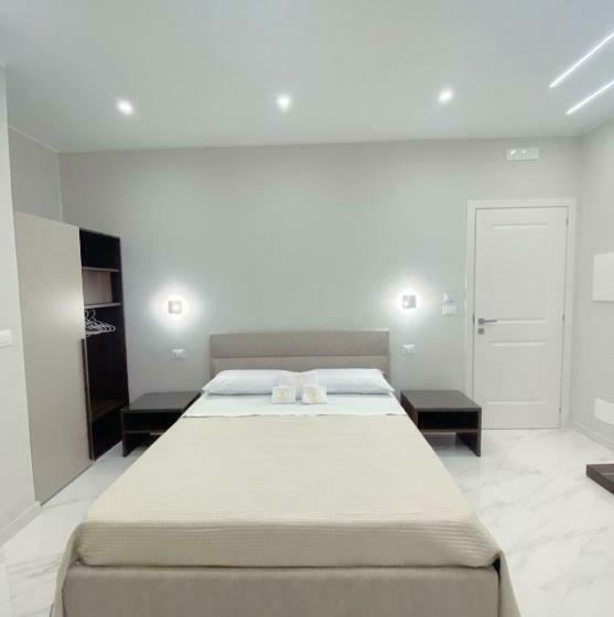 スタンダードトリプルルーム, Meligrana Central Rooms
