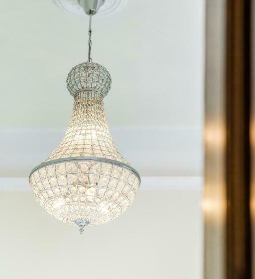 キングサイズベッドのデラックスルーム, Zámek Dobřenice