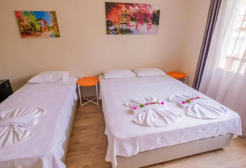 Perhehuone, Vera Hotel Kaş