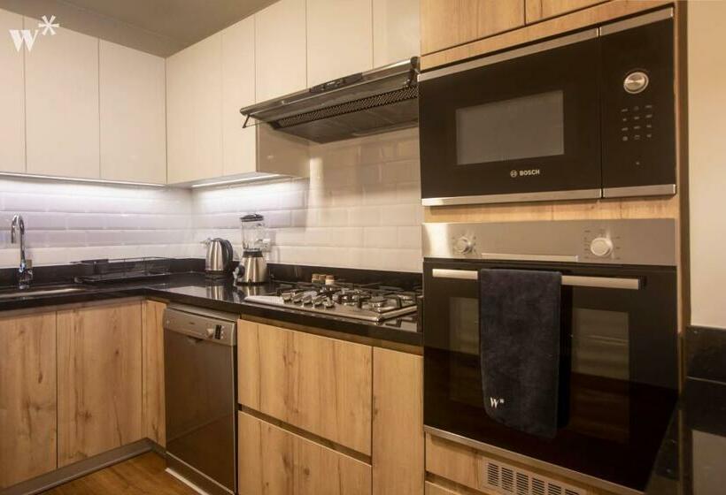 Apartamento 1 Dormitório, Alcanfores 1262 By Wynwood House