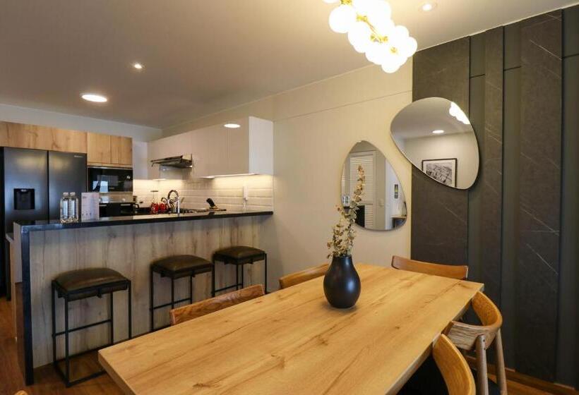 Apartamento Deluxe 1 Dormitório, Alcanfores 1262 By Wynwood House