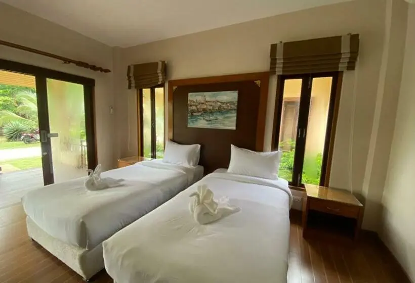 デラックスルーム, Chaithalay Khanom Resort