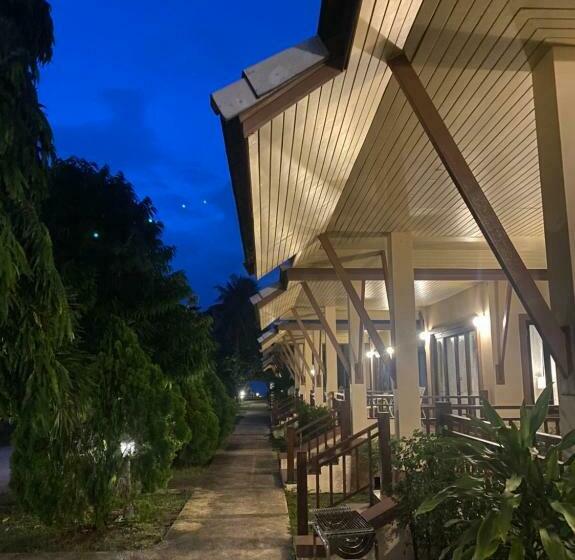 豪华房间, Chaithalay Khanom Resort