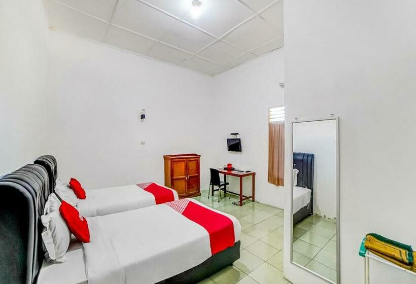 Номер Стандарт, Oyo 90834 Hotel Anugrah