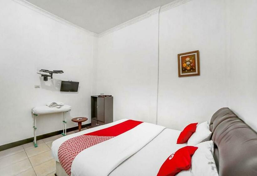 غرفة ديلوكس, Oyo 90834 Hotel Anugrah