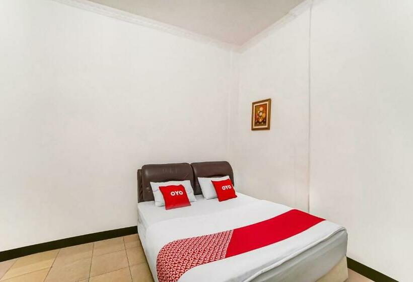 جناح ديلوكس, Oyo 90834 Hotel Anugrah