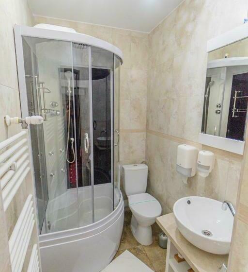 标准房带园景, Somara