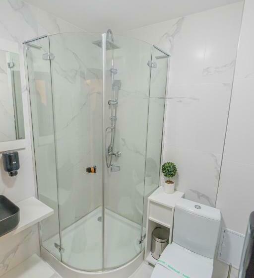 带大床的高级房间, Somara