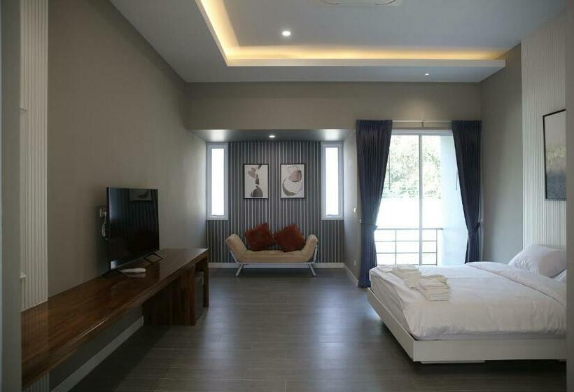 غرفة ديلوكس سرير كينج, Club45