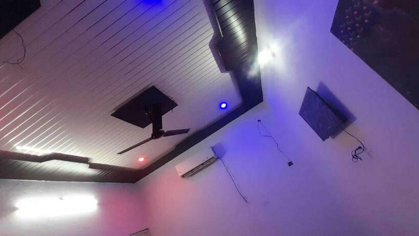 غرفة قياسية, Spot On Hotel Paradise