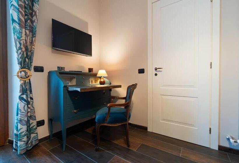 Номер Стандарт, Poggio Delle Ginestre