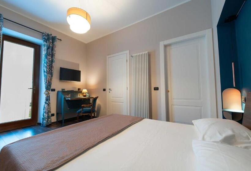 Номер Стандарт, Poggio Delle Ginestre