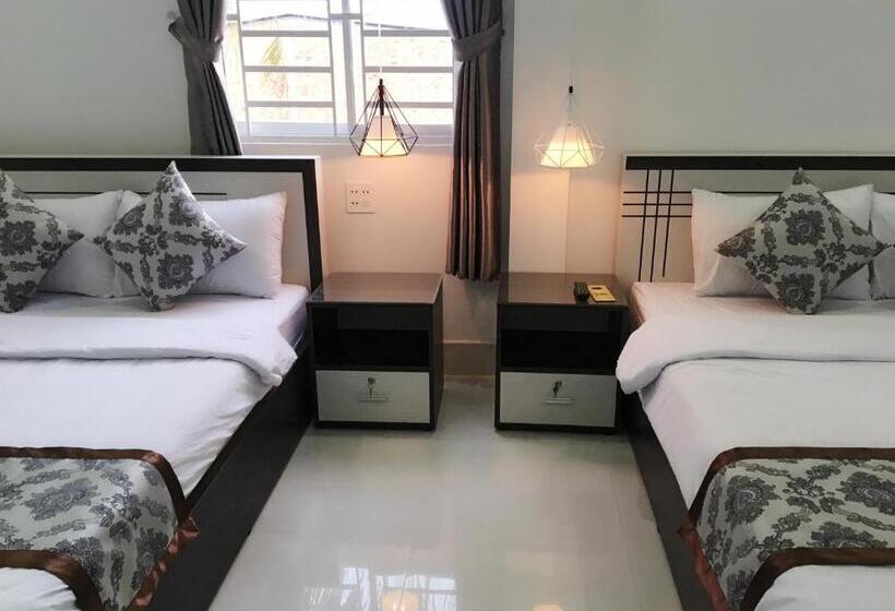 اتاق استاندارد چهار تخته, Sao Khue Riverside Hotel & Coffee