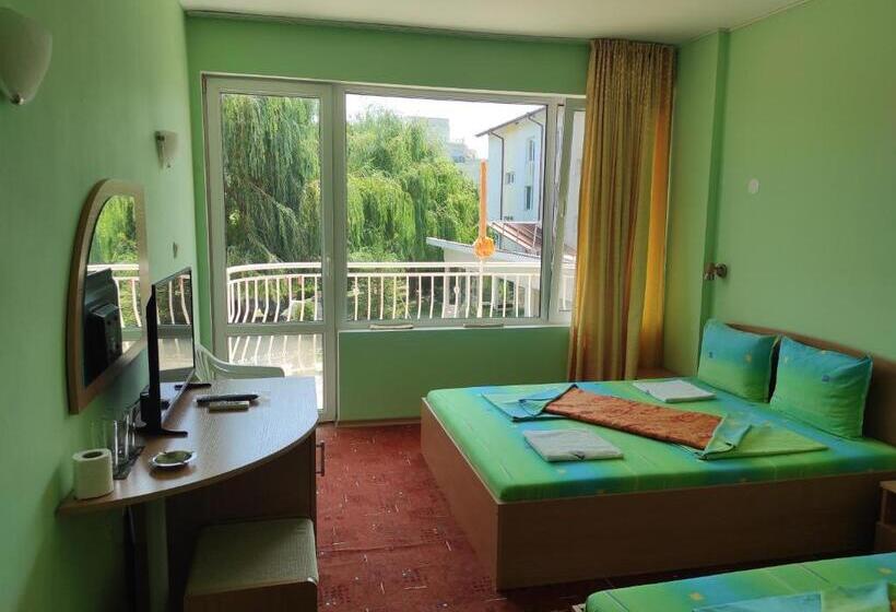 스탠다드 트리플 룸, Sunny House Apartments