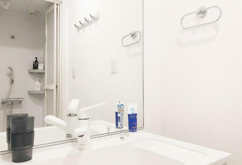 1 Sovrums Lägenhet, Zaito Tokyo Chitose Accommodation 森下駅から徒歩6分