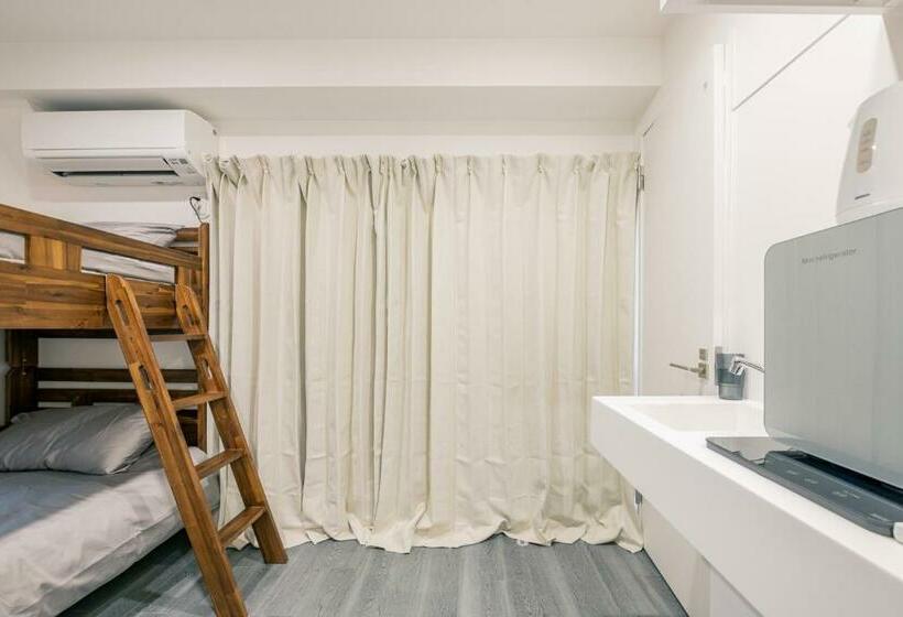 1 Sovrums Lägenhet med Balkong, Zaito Tokyo Chitose Accommodation 森下駅から徒歩6分