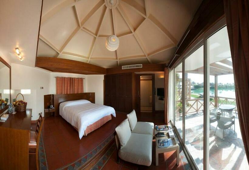 کابین, Albander Hotel & Resort