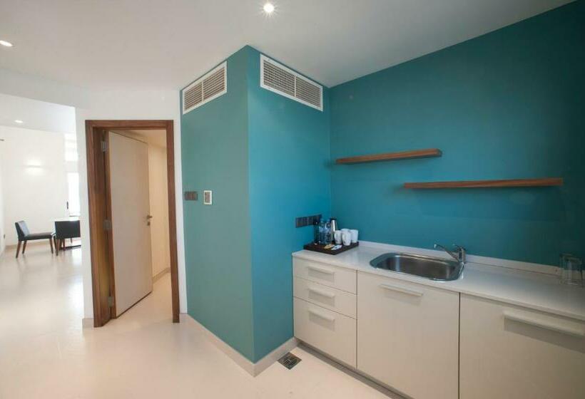 کلبه ییلاقی, Albander Hotel & Resort