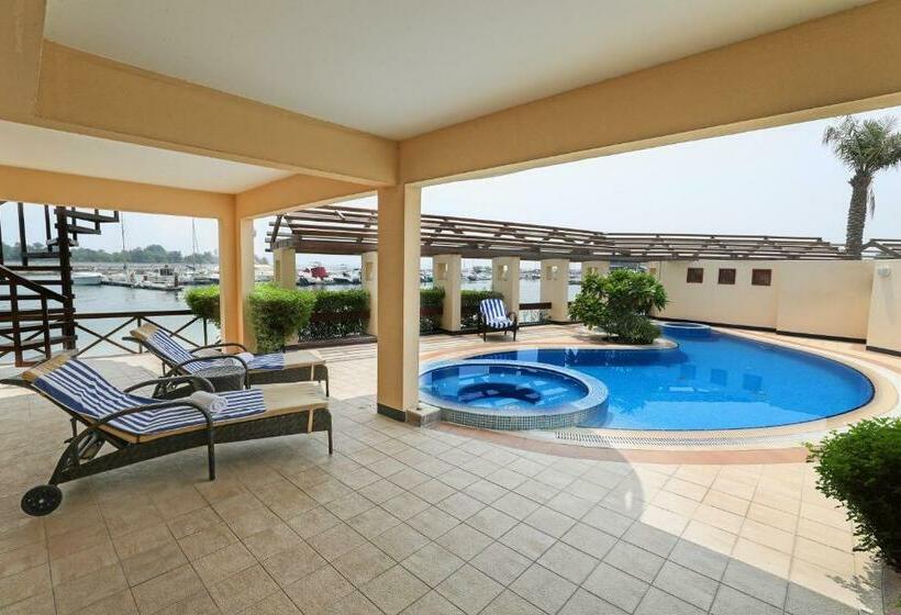 کلبه ییلاقی, Albander Hotel & Resort