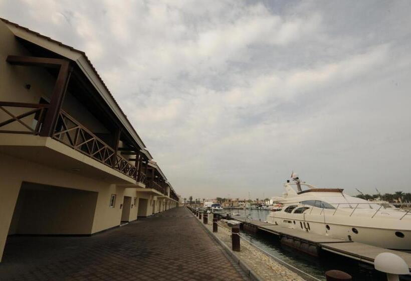 کلبه ییلاقی, Albander Hotel & Resort
