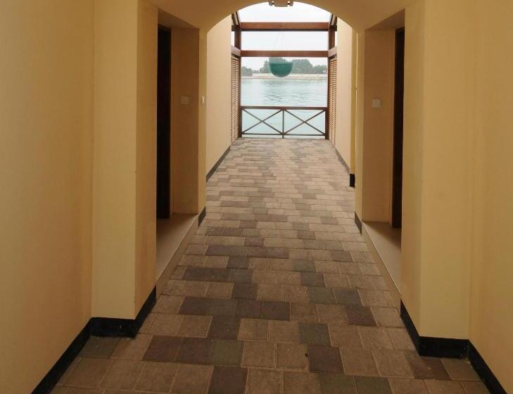 کلبه ییلاقی, Albander Hotel & Resort