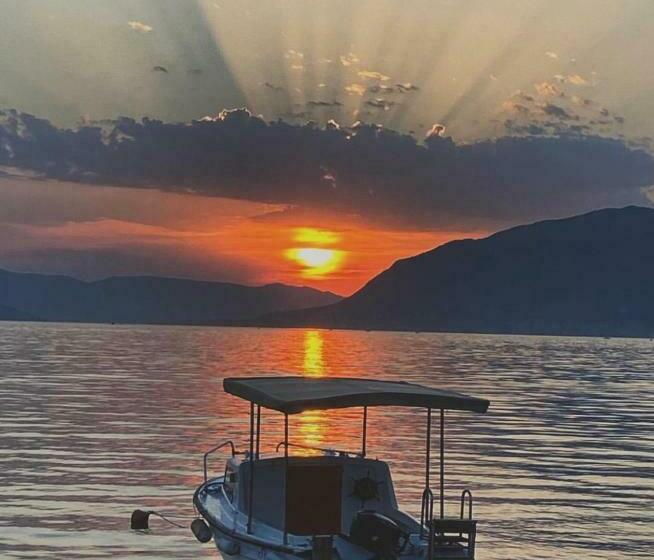 آپارتمان 1 خوابه با تراس, Casa Maruca