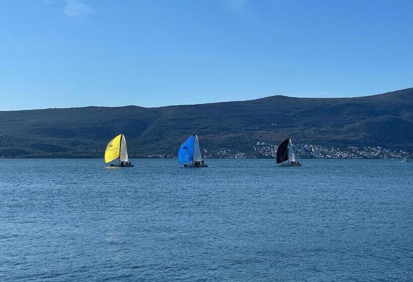 Standard Triple Room with Terrace, Casa Maruca