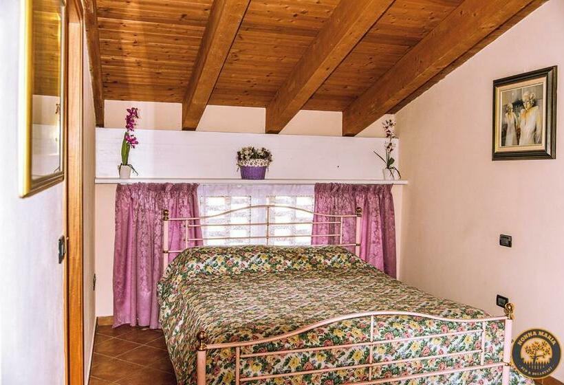 اتاق خانوادگی, B&b Rudéla Nonna Maria